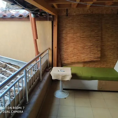 апартмент паисий 15 *